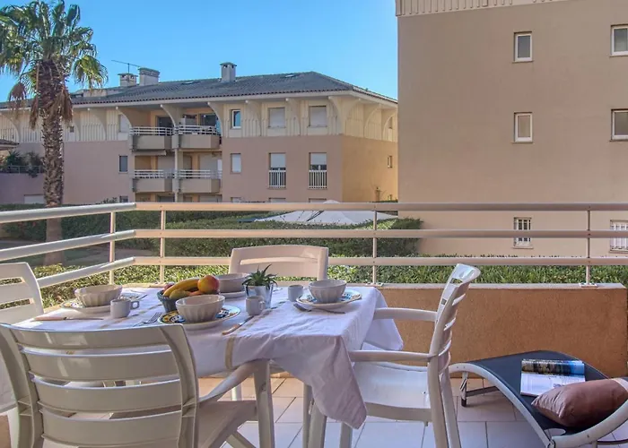 Lägenhet Port D'attache-9 By Interhome Fréjus